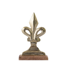 Afbeelding in Gallery-weergave laden, PTMD - Freya gold casted alu baroque shaped statue S