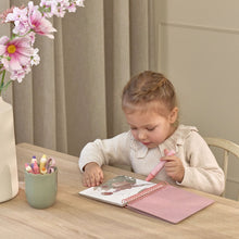 Afbeelding in Gallery-weergave laden, Little Dutch Waterkleurboek - Rosa Fairy Garden