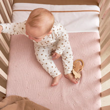 Afbeelding in Gallery-weergave laden, Meyco Deken Mini knots teddy Soft Pink 75x100cm
