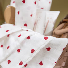Afbeelding in Gallery-weergave laden, Meyco Hydrofiele doeken Sweet Heart White/Red 30x30cm - 3-Pack