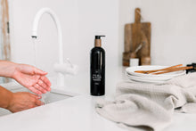 Afbeelding in Gallery-weergave laden, Leeff Hand Soap Minty Moments - It&#39;s all in your hands