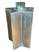 Afbeelding in Gallery-weergave laden, Mansion - Metal Star Candleholder L
