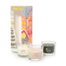 Afbeelding in Gallery-weergave laden, YC 3 Filled Votive Gift Set Passport to the Holidays