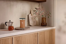 Afbeelding in Gallery-weergave laden, WoodWick Radiant Amber Large Candle