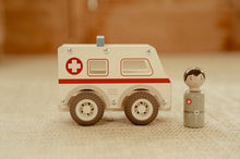 Afbeelding in Gallery-weergave laden, Little Dutch - houten Ambulance FSC