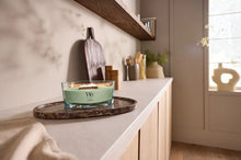 Afbeelding in Gallery-weergave laden, WoodWick Matcha Zest Ellipse Candle