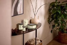 Afbeelding in Gallery-weergave laden, WoodWick Lush Pomelo - Mini