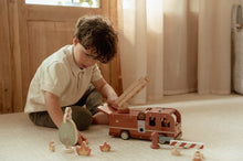 Afbeelding in Gallery-weergave laden, Little Dutch - Brandweerwagenset Met Pegdolls