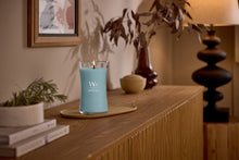 Afbeelding in Gallery-weergave laden, WoodWick Cedarwood &amp; Ocean Moss Large Candle