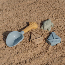 Afbeelding in Gallery-weergave laden, Little Dutch Strandset Schepje en Zandvormen Sailors Bay