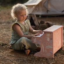 Afbeelding in Gallery-weergave laden, Little Dutch Houten piano - Roze FSC - Safari Friends