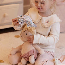 Afbeelding in Gallery-weergave laden, Little Dutch - Pop Julia - Big Baby Doll - 40 cm