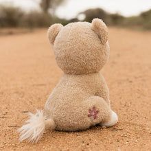Afbeelding in Gallery-weergave laden, Little Dutch Safari Friends Knuffel Leeuwin - 17 cm