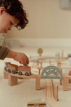 Afbeelding in Gallery-weergave laden, Little Dutch - Treinbaan set XL FSC