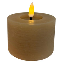 Afbeelding in Gallery-weergave laden, Mansion - Oplaadbare LED-kaars Ø7,5 × 5 cm - rustiek zand