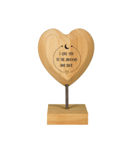Afbeelding in Gallery-weergave laden, Wooden hearts - I love you to the moon