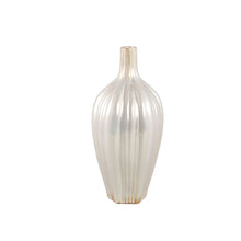 Afbeelding in Gallery-weergave laden, PTMD - Ziva Pearl glazed ceramic pot shiny with lines S