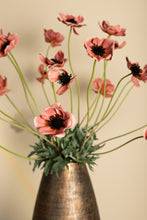 Afbeelding in Gallery-weergave laden, PTMD - Garden Flower pink anemone spray 3 flowers