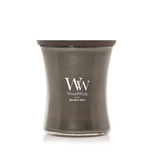 Afbeelding in Gallery-weergave laden, WoodWick Melanite Mist - Warm Gunmetal Metal Collection