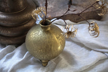 Afbeelding in Gallery-weergave laden, PTMD - Zoran Gold ceramic glazed bottle pot bulb on footS