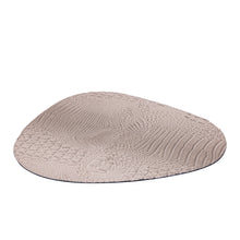 Afbeelding in Gallery-weergave laden, PTMD - Sarahkate Beige vegan leather organic placemat