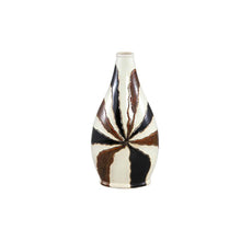 Afbeelding in Gallery-weergave laden, PTMD - Evelin oval ceramic vase with lines S