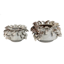 Afbeelding in Gallery-weergave laden, PTMD - Varda Beige ceramic rough pot with leaf details S