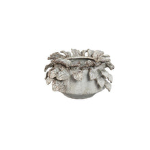 Afbeelding in Gallery-weergave laden, PTMD - Varda Beige ceramic rough pot with leaf details S