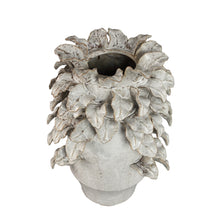 Afbeelding in Gallery-weergave laden, PTMD - Varda Beige ceramic rough vase with leaf details S