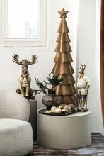 Afbeelding in Gallery-weergave laden, PTMD - Dasher Brown poly sitting royal moose statue