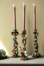 Afbeelding in Gallery-weergave laden, PTMD - Noel moss green poly candle holder dog and bear