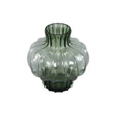 Afbeelding in Gallery-weergave laden, PTMD - Pumpky Sage glass vase pumpkin shape on foot L