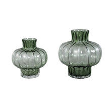 Afbeelding in Gallery-weergave laden, PTMD - Pumpky Sage glass vase pumpkin shape on foot S
