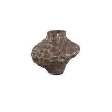 Afbeelding in Gallery-weergave laden, PTMD - Moises Taupe irregular dented glass vase S