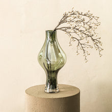 Afbeelding in Gallery-weergave laden, PTMD - Twig Plant Silver beaded spray