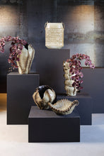 Afbeelding in Gallery-weergave laden, PTMD - Tarig Light Brown round ceramic ribbed wavy bowl