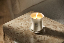 Afbeelding in Gallery-weergave laden, WoodWick Cypress Ore - Warm Nickel Metal Collection