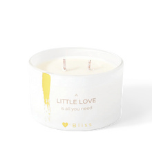 Afbeelding in Gallery-weergave laden, Candle M - A little love