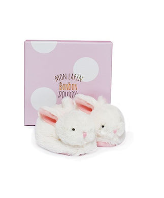 Doudou Geboortegeschenkdoosje roze konijnensloffen met rammelaar - 0/6 maanden