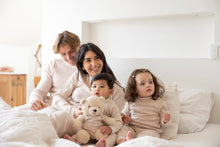 Afbeelding in Gallery-weergave laden, Feetje Pyjama wafel Family Edition - Stroopwafel