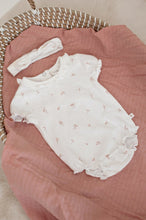 Afbeelding in Gallery-weergave laden, Feetje - Romper crinkle AOP k/m - Delicate Flower