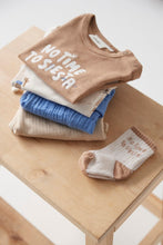 Afbeelding in Gallery-weergave laden, Feetje - T-shirt AOP - Sssiesta