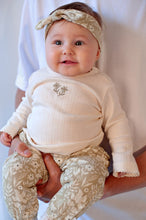 Afbeelding in Gallery-weergave laden, Feetje - Broek crinkle AOP - Let Your Dreams Blossom