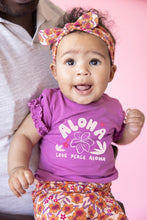 Afbeelding in Gallery-weergave laden, Feetje - Flare broek AOP - Love Peace Aloha