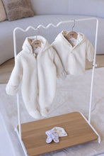 Afbeelding in Gallery-weergave laden, Feetje Omkeerbaar teddy jasje met capuchon - Sleepy Sheepy
