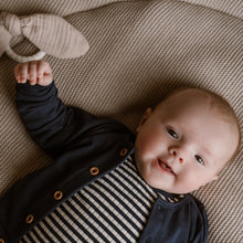 Afbeelding in Gallery-weergave laden, Dirkje - 3 pce babysuit organic cotton