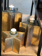 Afbeelding in Gallery-weergave laden, Mansion - Metal Star Candleholder L