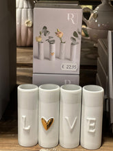 Afbeelding in Gallery-weergave laden, Räder Love Mini vases Set of 4pcs