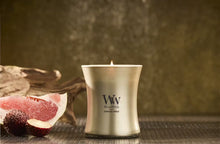 Afbeelding in Gallery-weergave laden, WoodWick Sparkling Pomelo - Champagne Metal Collection