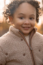 Afbeelding in Gallery-weergave laden, Little Dutch Teddy vest Taupe